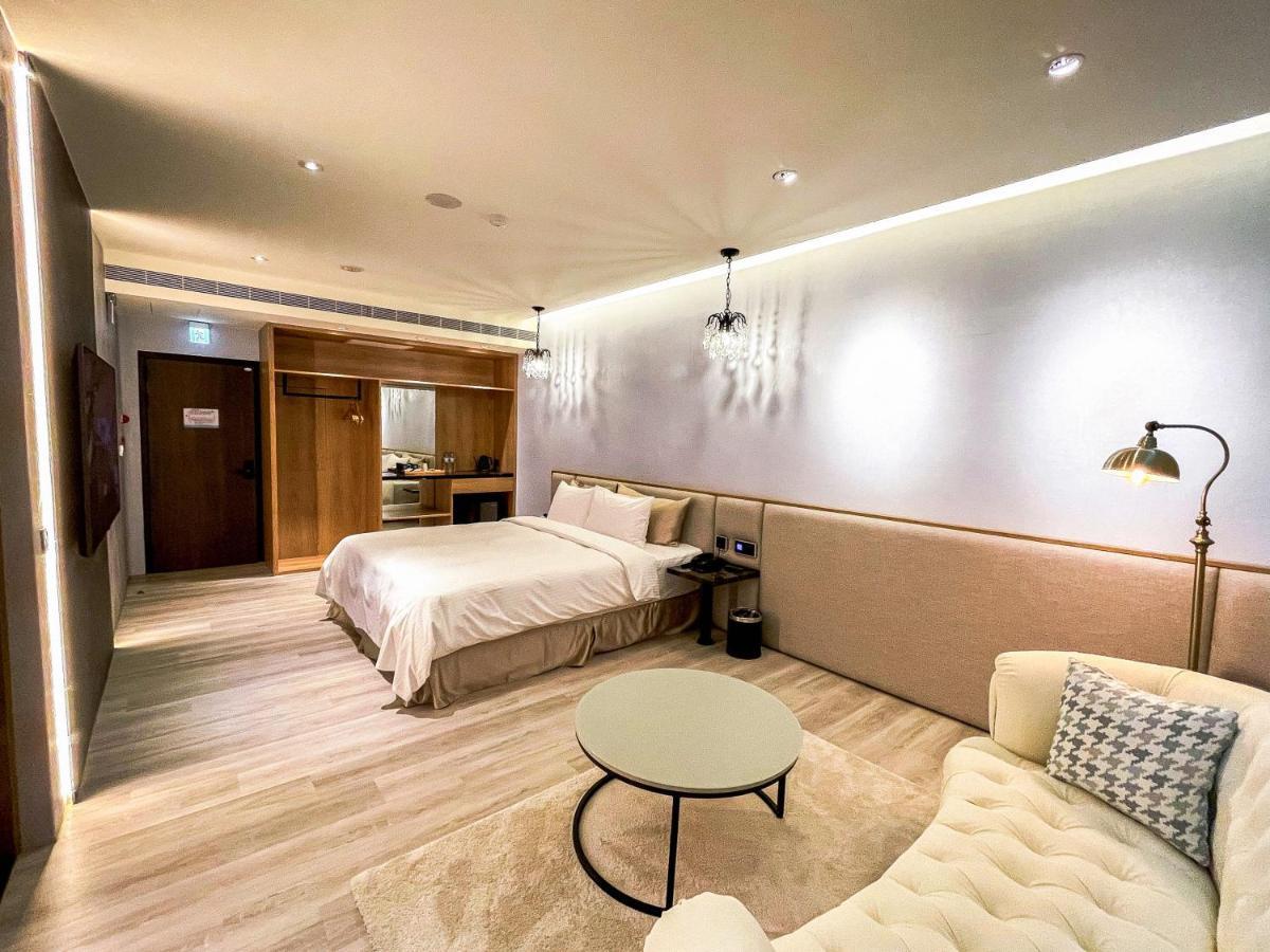 Fifth Avenue Motel Taizhong Zewnętrze zdjęcie